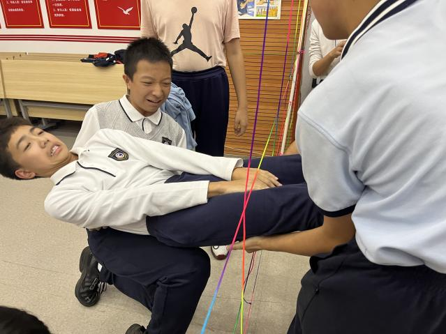 穿越火线免费透视辅助_穿越火线透视免费辅助手机版_火线透视辅助穿越免费下载安装
