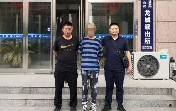吃鸡卡盟24小时自动发卡平台_吃鸡卡盟_卡盟吃鸡神卡