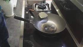 厨房吃鸡神器揭秘：如何轻松驾驭这款热门游戏